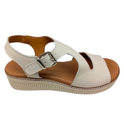 1121 Beige